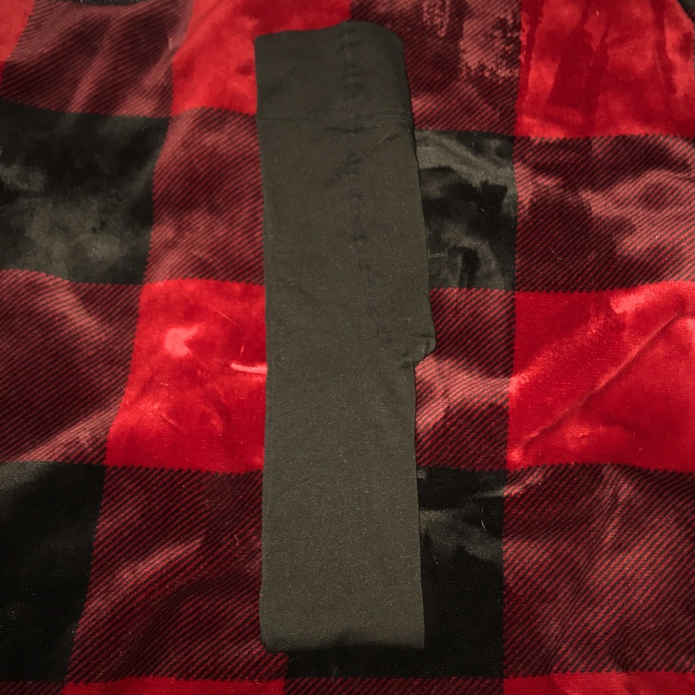 leggings but they fit and feel a lot like tights.